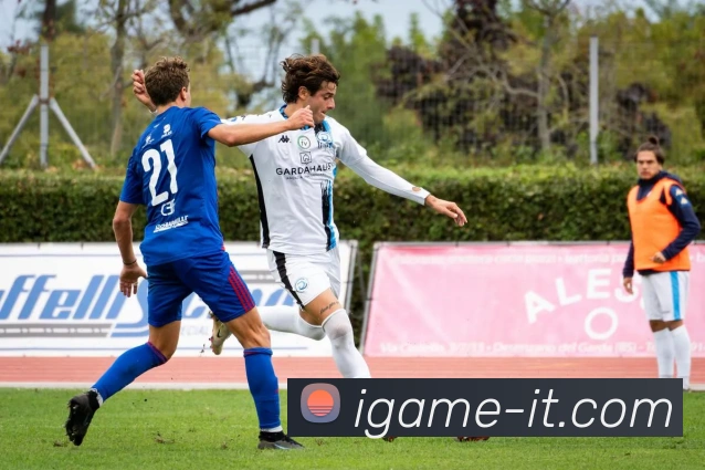 齐内丁齐达内的传奇足球生涯与教练成就全景回顾